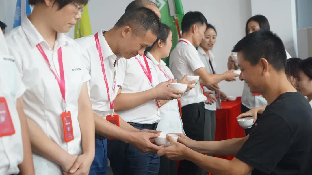 “星耀佳歌·一路佟行”808超級(jí)品牌日啟動(dòng)會(huì)暨818全國(guó)招商動(dòng)員大會(huì)圓滿成功！