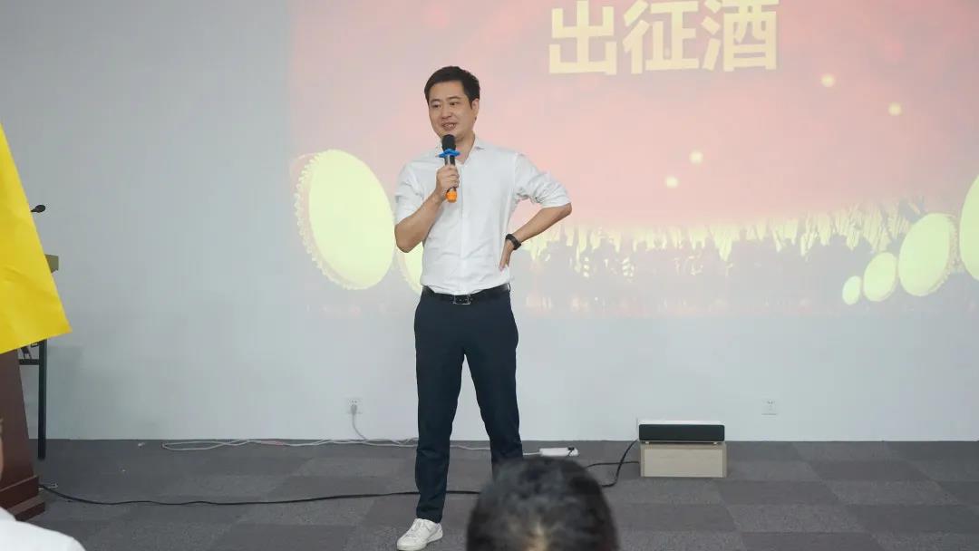 “星耀佳歌·一路佟行”808超級(jí)品牌日啟動(dòng)會(huì)暨818全國(guó)招商動(dòng)員大會(huì)圓滿成功！