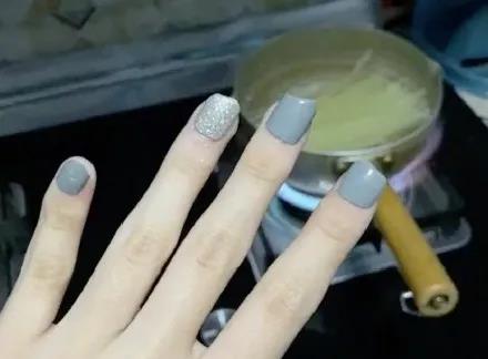 你的美甲，佳歌水槽洗碗機(jī)來守護(hù)！