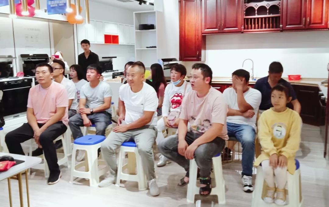 【深耕行業(yè)】佳歌集成灶曲靖旗艦店品鑒會(huì)圓滿召開(kāi)！