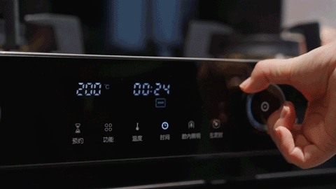 擁有佳歌蒸烤一體集成灶，輕松吃上真·雞腿面包！