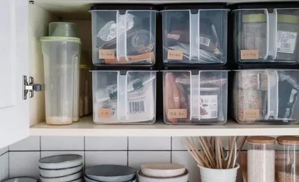 廚房雜亂難忍？做好收納才能暢享烹飪！