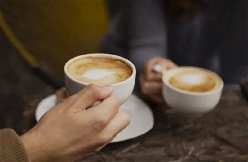 佳歌集成灶預祝考生們旗開得勝，金榜題名！