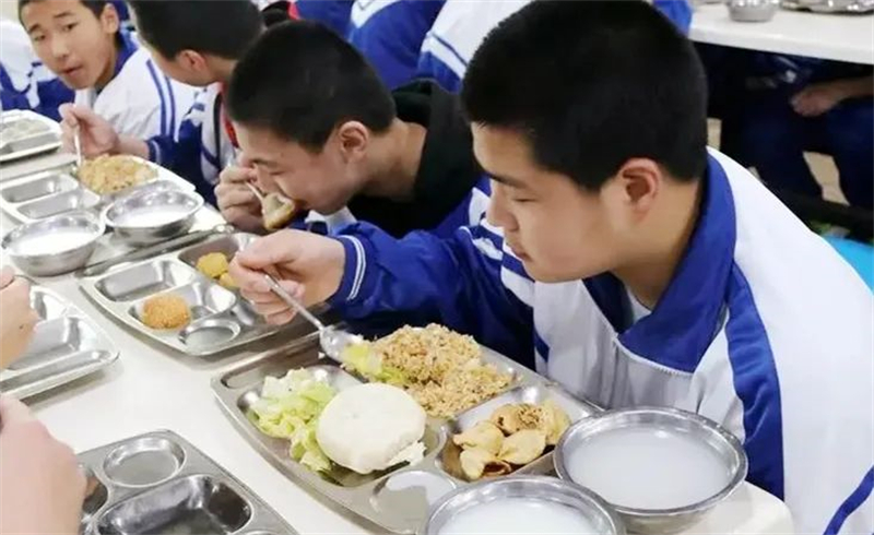 佳歌集成灶預?？忌鷤兤扉_得勝，金榜題名！